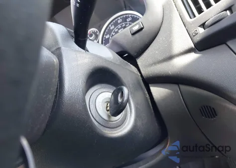 2010 Hyundai Elantra Touring Gls from USA, damaged, VIN KMHDB8AE2AU054152